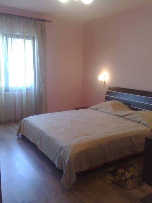 Colt De Rai Hotel Covasna Bagian luar foto