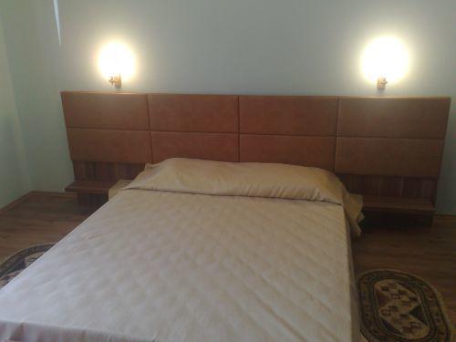 Colt De Rai Hotel Covasna Bagian luar foto
